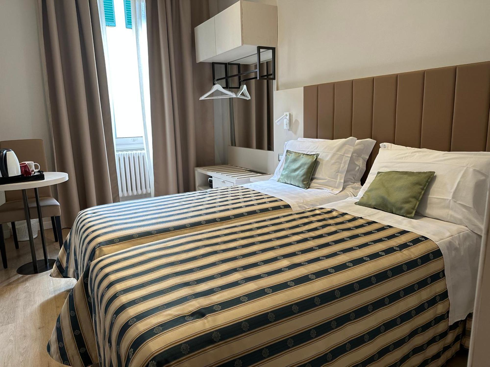 Hotel Giappone Florens Exteriör bild